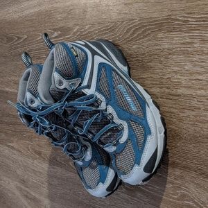 Montrail Hiking boots size 8